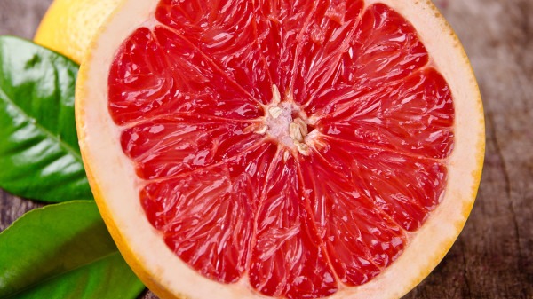 冬季缺水?多吃水果趕走干燥-易網<a href=http://www.jsjjzhkt.cn/ target=_blank class=infotextkey>健康養生</a>網 冬季缺水?多吃水果趕走干燥