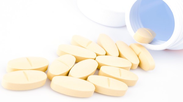 夏天怎么祛痘 夏天祛痘印的12個小妙招-易網健康<a href=http://www.jsjjzhkt.cn/jkys/ target=_blank class=infotextkey>養生</a>網 夏天怎么祛痘 夏天祛痘印的12個小妙招