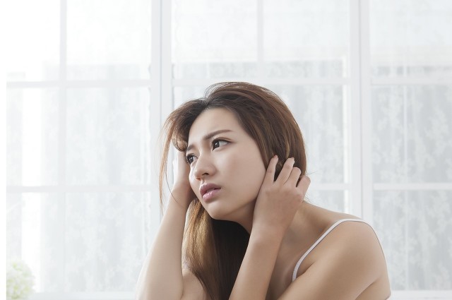 為什么初秋臉上很容易長痘，別讓痘痘毀了你的顏值
