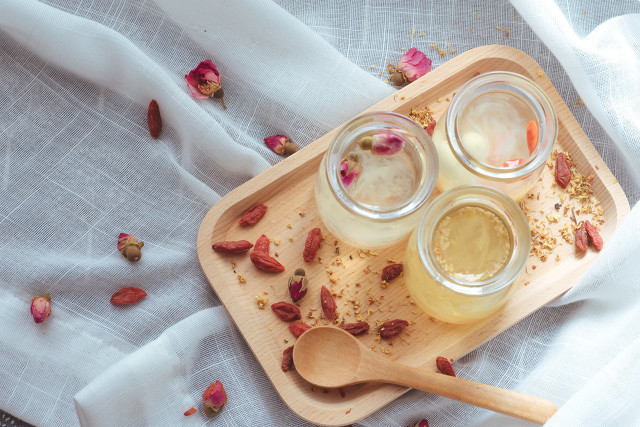 燕窩適合秋季食用，秋季吃燕窩有哪些好處?