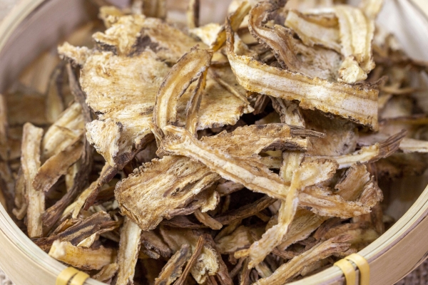 冬季吃什么補氣血-易網(wǎng)健康<a href=http://www.jsjjzhkt.cn/jkys/ target=_blank class=infotextkey>養(yǎng)生</a>網(wǎng) 冬季吃什么補氣血