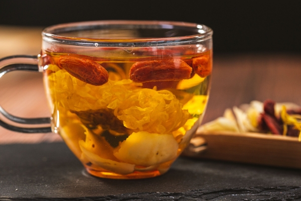 寒露是什么意思-易網(wǎng)<a href=http://www.jsjjzhkt.cn/ target=_blank class=infotextkey>健康養(yǎng)生</a>網(wǎng) 寒露是什么意思