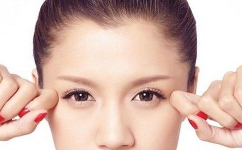 眼屎多的原因 眼屎多是什么原因 小兒眼屎多的原因