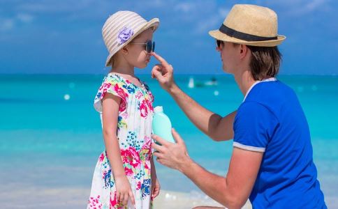 專家:預防孩子<a href=http://www.jsjjzhkt.cn/tags-近視.html target=_blank class=infotextkey>近視</a>8大妙招 孩子近視怎么辦 如何預防孩子近視 兒童近視 治療近視眼