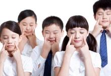 學生合理用眼 降低近視幾率