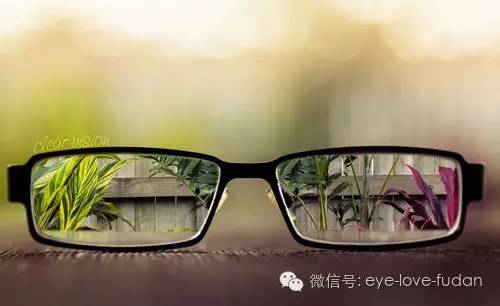 框架眼鏡在佩戴時應注意什么? 框架眼鏡在佩戴時應注意什么?