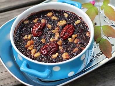 兒童弱視吃什么好？