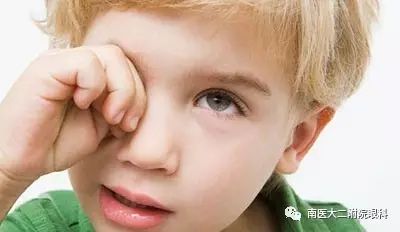 警惕八種情況,孩子離近視不遠(yuǎn)了 警惕八種情況,孩子離近視不遠(yuǎn)了