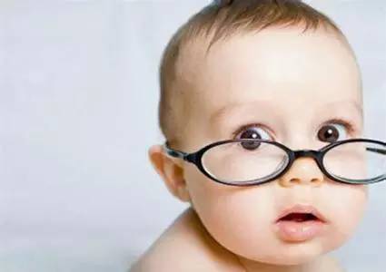 眼睛易疲勞的四大因素及注意事項 眼睛易疲勞的四大因素及注意事項