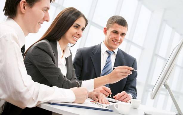 近視手術(shù)要多久才能恢復(fù)視力?恢復(fù)期間會不會影響正常生活? 近視手術(shù)要多久才能恢復(fù)視力?恢復(fù)期間會不會影響正常生活?