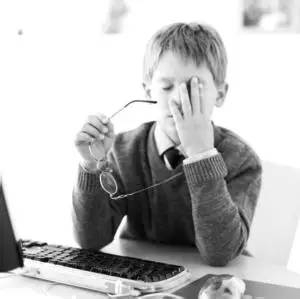 學生近視預防控制與治療 學生近視預防控制與治療