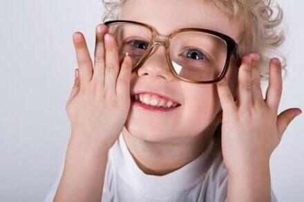 眼疲勞引發(fā)多種眼病,眼保健操來(lái)護(hù)眼 眼疲勞引發(fā)多種眼病,眼保健操來(lái)護(hù)眼