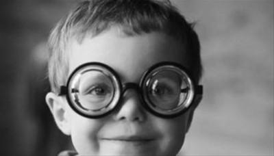 三個錯誤用眼,眼睛傷不起 三個錯誤用眼,眼睛傷不起