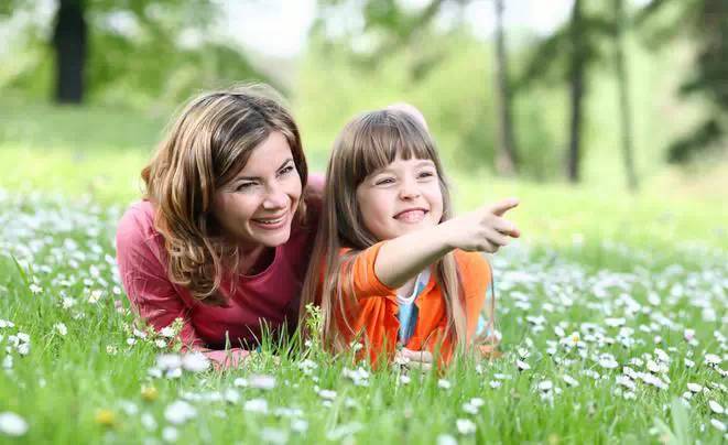 父母不近視,為什么孩子也可能遺傳近視? 父母不近視,為什么孩子也可能遺傳近視?