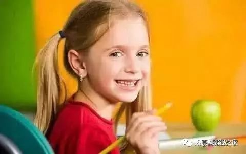 保護(hù)孩子視力的七個措施 保護(hù)孩子視力的七個措施