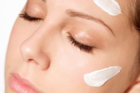 眼部護理誤區大揭秘 眼部護理誤區大揭秘