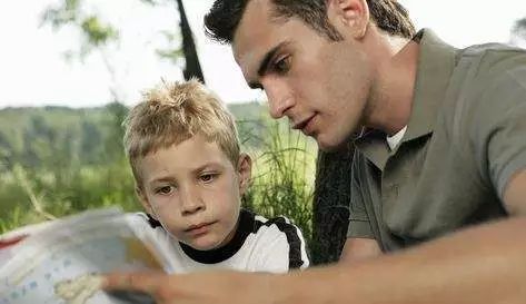 暑假做好這幾點,避免孩子視力快速下降! 暑假做好這幾點,避免孩子視力快速下降!