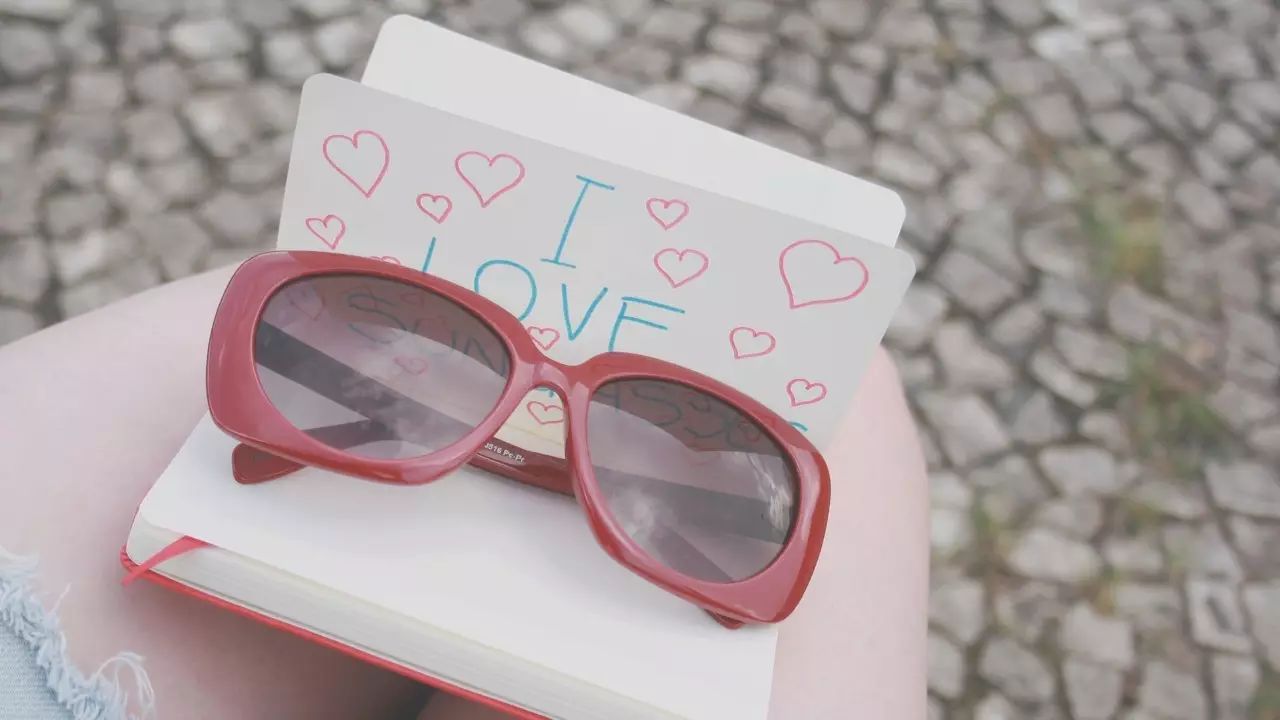 如何給孩子選擇太陽鏡? 如何給孩子選擇太陽鏡?