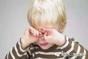 過敏性結膜炎是怎么回事?為什么久治不愈呢? 過敏性結膜炎是怎么回事?為什么久治不愈呢?