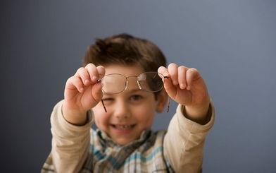 為什么青少年近視越防越多？