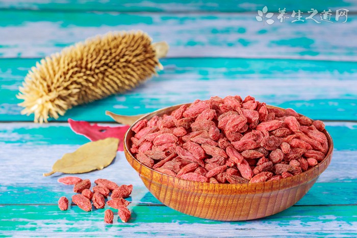 杜松的藥用價值_杜松的副作用-易網(wǎng)健康<a href=http://www.jsjjzhkt.cn/jkys/ target=_blank class=infotextkey>養(yǎng)生</a>網(wǎng) 杜松的藥用價值_杜松的副作用