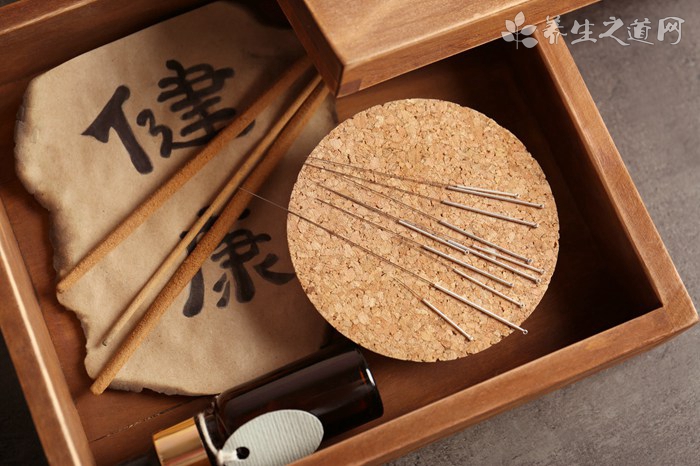 肩胛骨疼痛是什么原因-易網(wǎng)健康<a href=http://www.jsjjzhkt.cn/jkys/ target=_blank class=infotextkey>養(yǎng)生</a>網(wǎng) 肩胛骨疼痛是什么原因