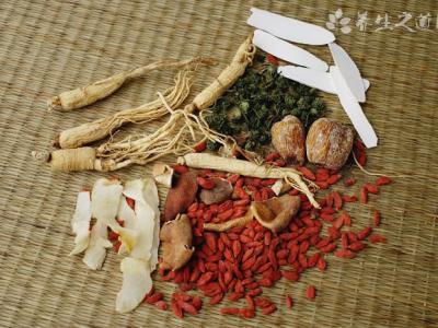 生草烏的藥用價值_生草烏的副作用