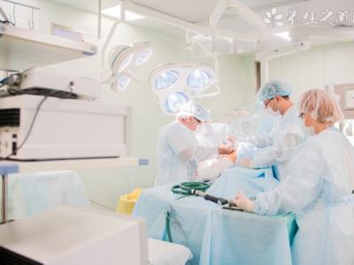 幽門梗堵按什么穴位