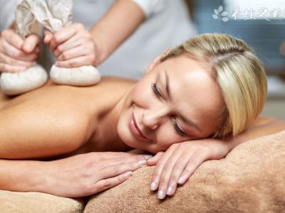 按摩什么穴位增加免疫力