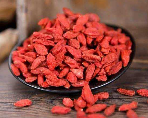 枸杞禁忌人群-易網健康<a href=http://www.jsjjzhkt.cn/jkys/ target=_blank class=infotextkey>養(yǎng)生</a>網 枸杞禁忌人群