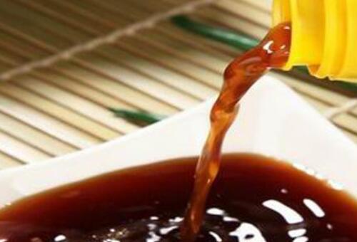 醋泡腳的功效與作用及禁忌-易網健康<a href=http://www.jsjjzhkt.cn/jkys/ target=_blank class=infotextkey>養生</a>網 醋泡腳的功效與作用及禁忌