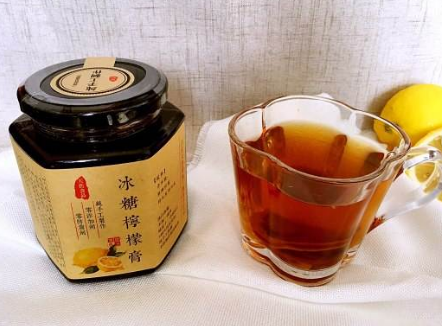 冰糖檸檬膏服用禁忌-功效-易網(wǎng)健康<a href=http://www.jsjjzhkt.cn/jkys/ target=_blank class=infotextkey>養(yǎng)生</a>網(wǎng) 冰糖檸檬膏服用禁忌-功效