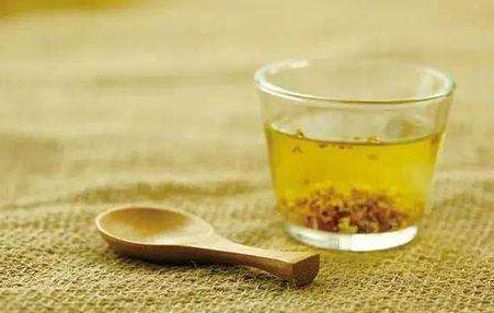 桂花茶的功效與作用-易網<a href=http://www.jsjjzhkt.cn/ target=_blank class=infotextkey>健康養生</a>網 桂花茶的功效與作用