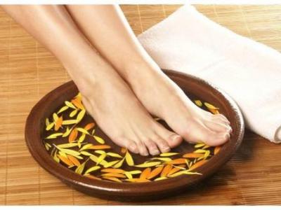 姜水泡腳的禁忌