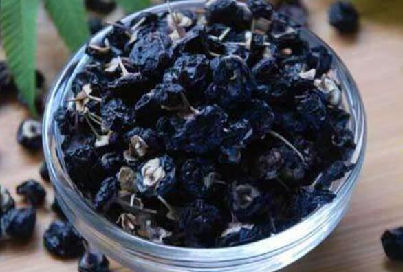 黑枸杞泡水喝補腎嗎