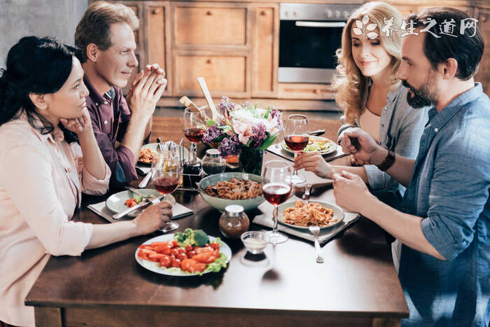 中年須發早白的病因-易網健康養生網 中年須發早白的病因