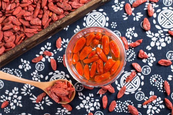 女人養腎最佳10種食物?滋陰補腎最有效-易網健康<a href=http://www.jsjjzhkt.cn/jkys/ target=_blank class=infotextkey>養生</a>網 女人養腎最佳10種食物?滋陰補腎最有效