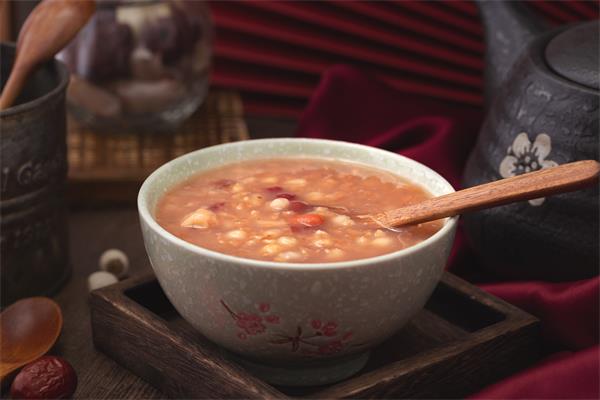 白扁豆怎么吃對脾胃好?調理脾胃的白扁豆吃法-易網健康<a href=http://www.jsjjzhkt.cn/jkys/ target=_blank class=infotextkey>養生</a>網 白扁豆怎么吃對脾胃好?調理脾胃的白扁豆吃法