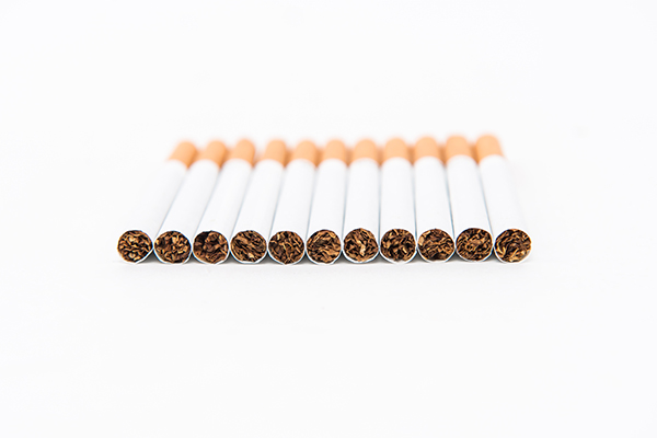 戒煙貼是有用嗎 戒煙貼的副作用-易網健康<a href=http://www.jsjjzhkt.cn/jkys/ target=_blank class=infotextkey>養生</a>網 戒煙貼是有用嗎 戒煙貼的副作用