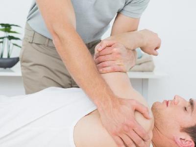 中醫(yī)怎么治療慢性肝炎 中醫(yī)兩個按摩妙法輔助治療慢性肝炎