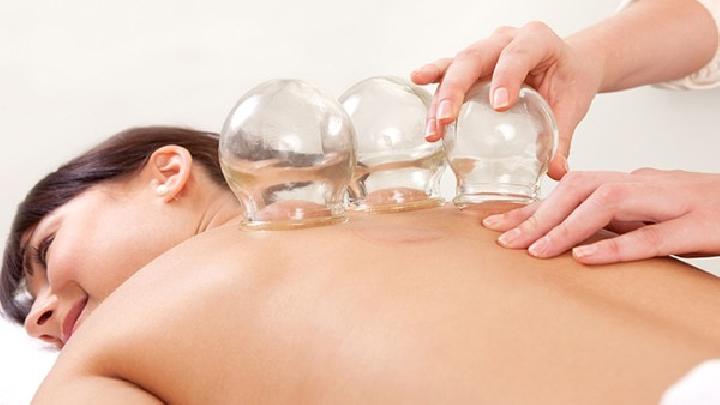 上班族如何加強對腰椎的保健 4個腰部保健的小策略推薦!-易網健康<a href=http://www.jsjjzhkt.cn/jkys/ target=_blank class=infotextkey>養生</a>網 上班族如何加強對腰椎的保健 4個腰部保健的小策略推薦!