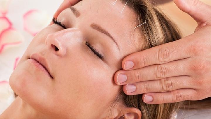 中醫針灸治療肺癌的方法是什么 中醫針灸7方輔助治療肺癌-易網健康<a href=http://www.jsjjzhkt.cn/jkys/ target=_blank class=infotextkey>養生</a>網 中醫針灸治療肺癌的方法是什么 中醫針灸7方輔助治療肺癌