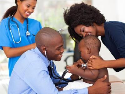 小兒發(fā)熱的病因病機(jī)是什么?中醫(yī)推拿療法有效治療小兒發(fā)熱