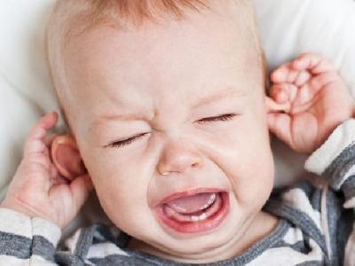 小兒推拿治療發(fā)熱應該注意什么?小兒推拿治療發(fā)熱及注意事項