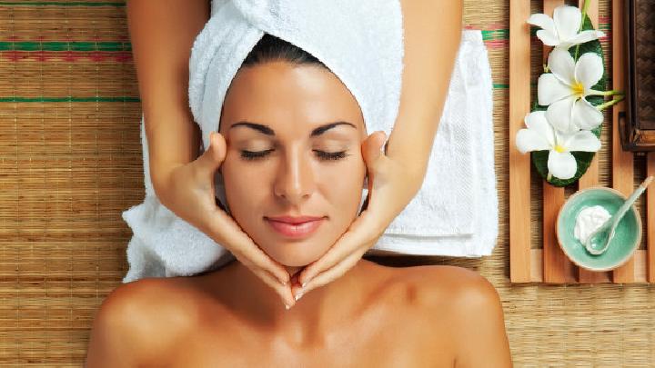 經常按摩耳部有什么保健功效 按摩耳朵有5大防病保健功效-易網<a href=http://www.jsjjzhkt.cn/ target=_blank class=infotextkey>健康養生</a>網 經常按摩耳部有什么保健功效 按摩耳朵有5大防病保健功效