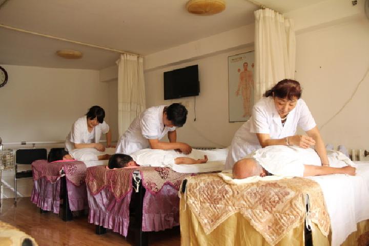 中醫耳部按摩有什么好方法 5種耳部按摩手法延年益壽