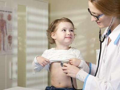 寶寶做腳部按摩需要準備什么？給寶寶做腳部按摩需注意5點