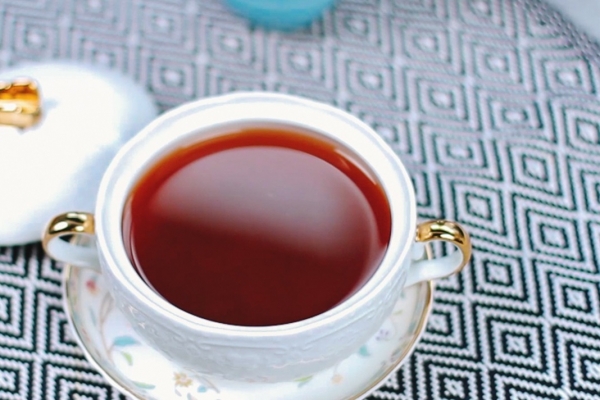 紅豆薏米茶祛濕嗎-易網健康<a href=http://www.jsjjzhkt.cn/jkys/ target=_blank class=infotextkey>養生</a>網 紅豆薏米茶祛濕嗎